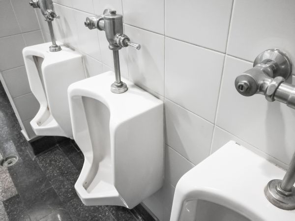 Cost of Urinal Installation in Glendale