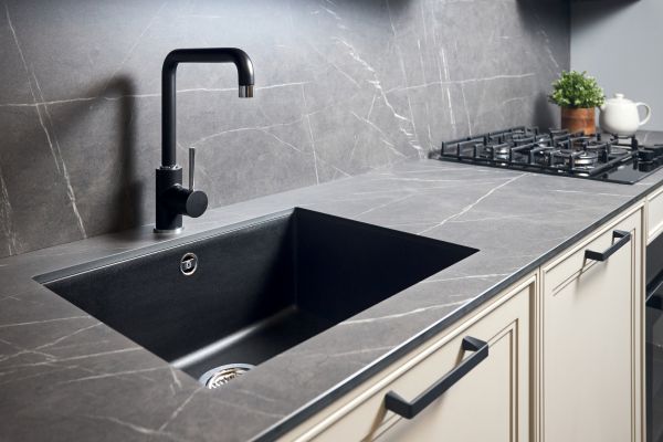 Cost of Kitchen Sink Replacement in Glendale