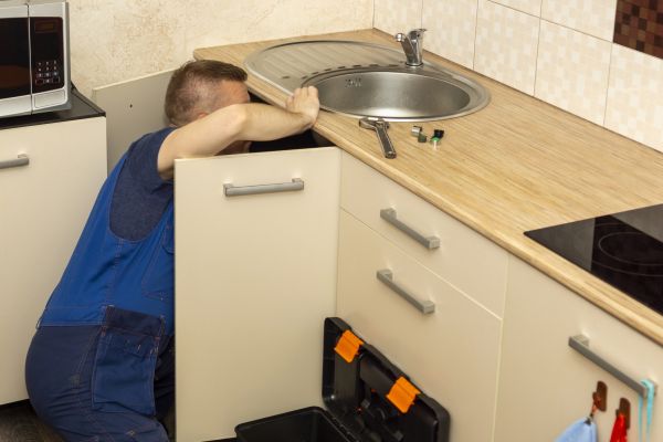 Kitchen Sink Plumbing in Glendale