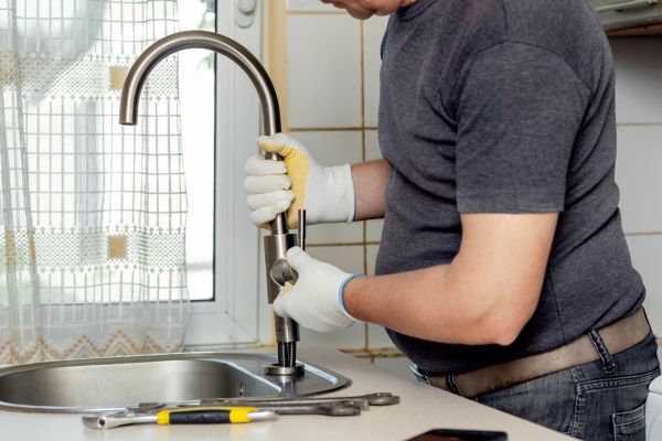 Cost of Kitchen Faucet Leak Repair in Glendale