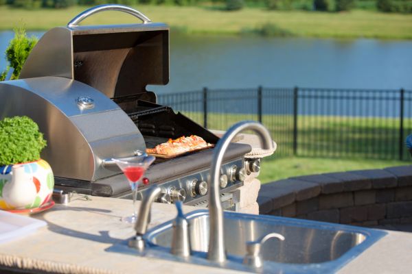 Outdoor Kitchen Plumbing in Glendale