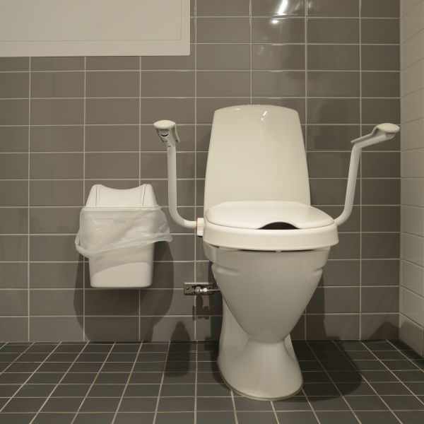 Cost of Commercial Toilet Repair in Glendale